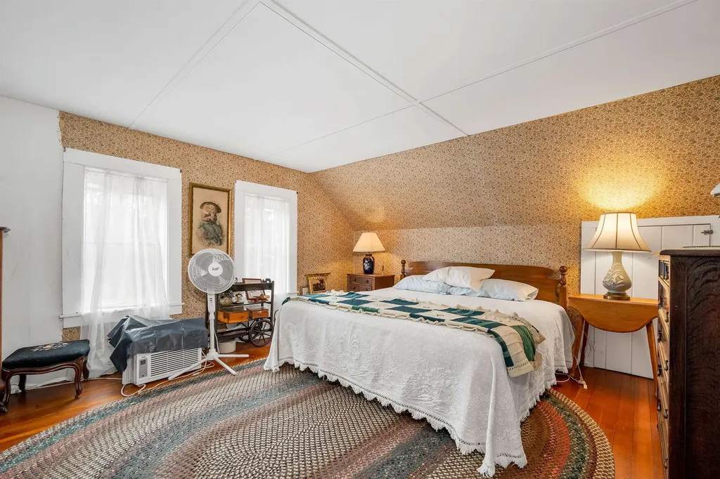 107 Governor Wentworth Highway Moultonborough NH 03254