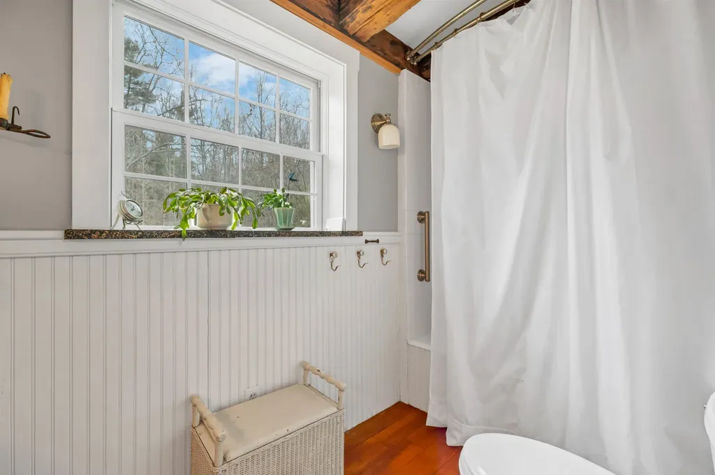 107 Governor Wentworth Highway Moultonborough NH 03254