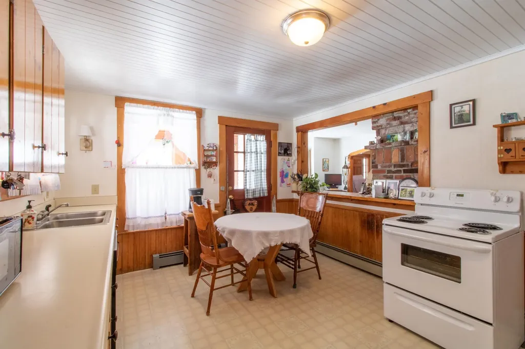 77 Maple Street Brighton VT 05846