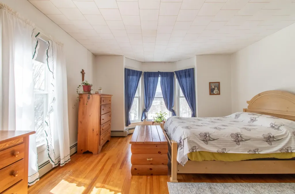 77 Maple Street Brighton VT 05846