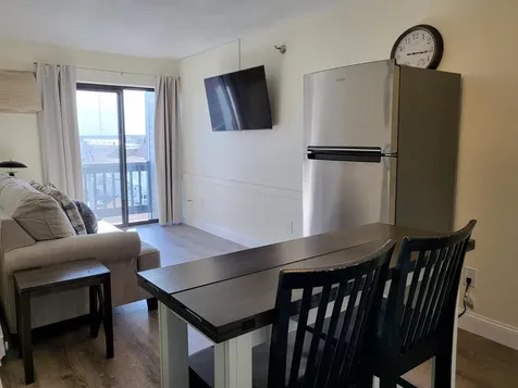 32 Ashworth Avenue Hampton NH 03842