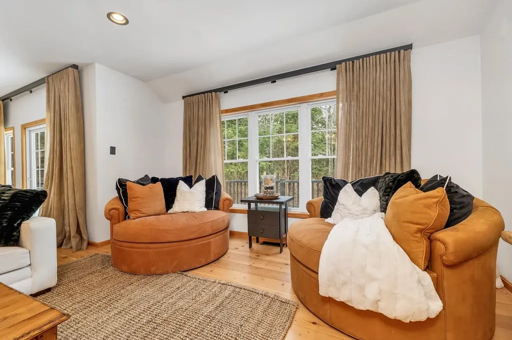 42 Farm Road Moultonborough NH 03254