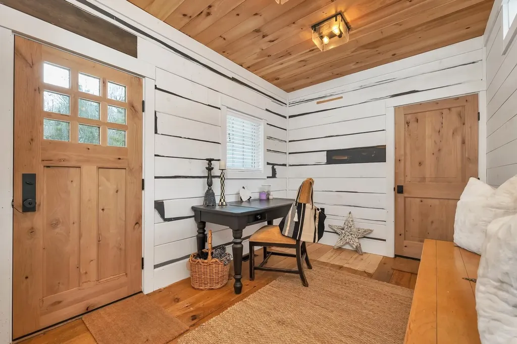 42 Farm Road Moultonborough NH 03254