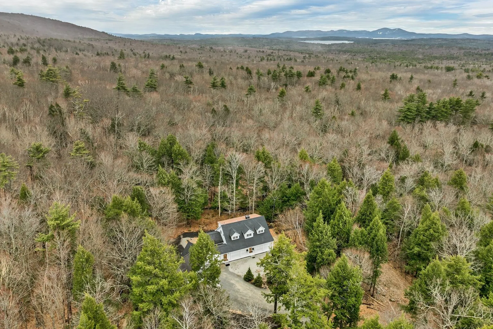 42 Farm Road Moultonborough NH 03254