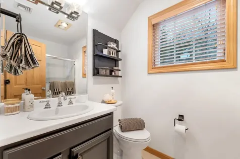 42 Farm Road Moultonborough NH 03254