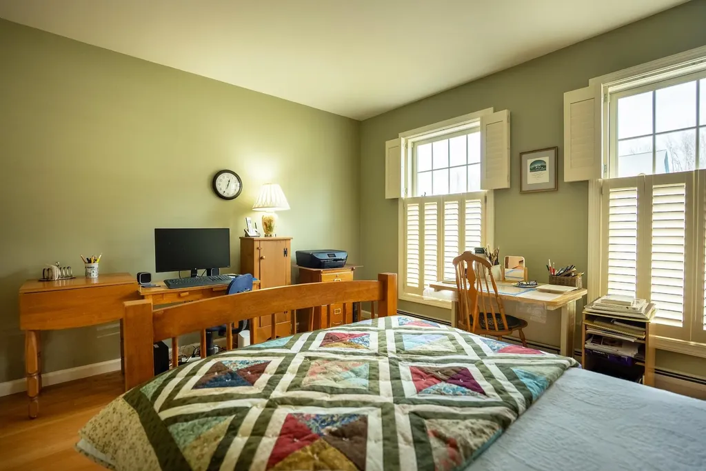 9 Dover Street South Burlington VT 05403