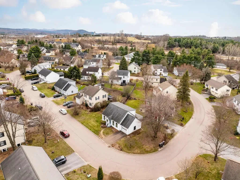 9 Dover Street South Burlington VT 05403