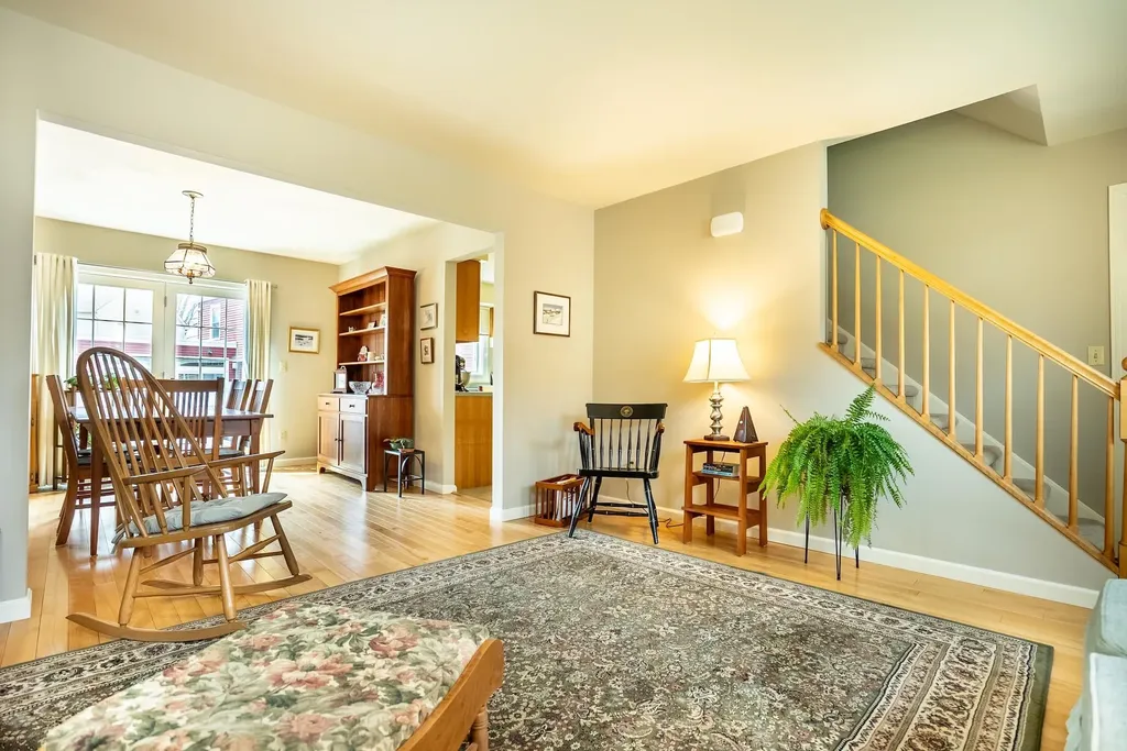 9 Dover Street South Burlington VT 05403