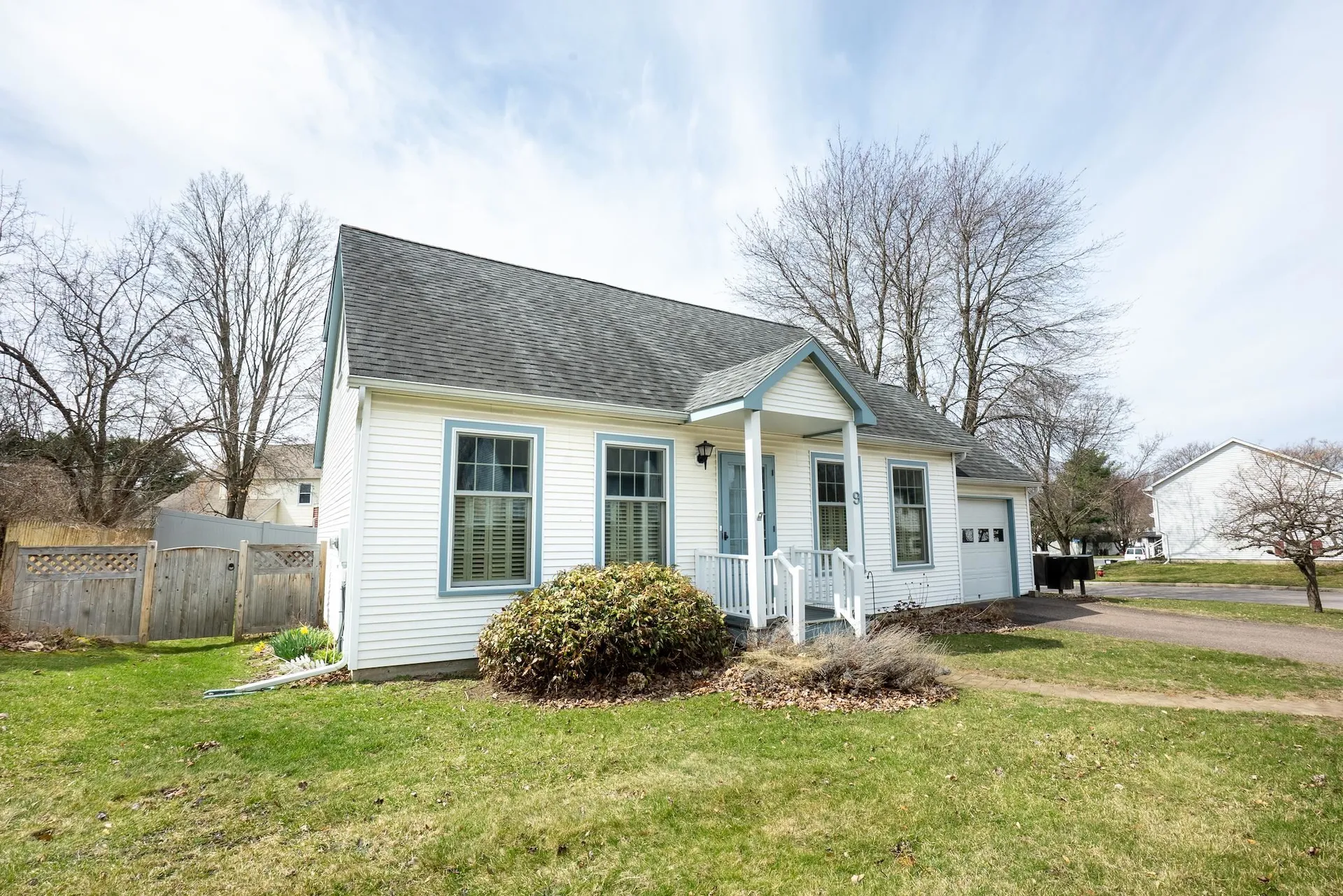 9 Dover Street South Burlington VT 05403