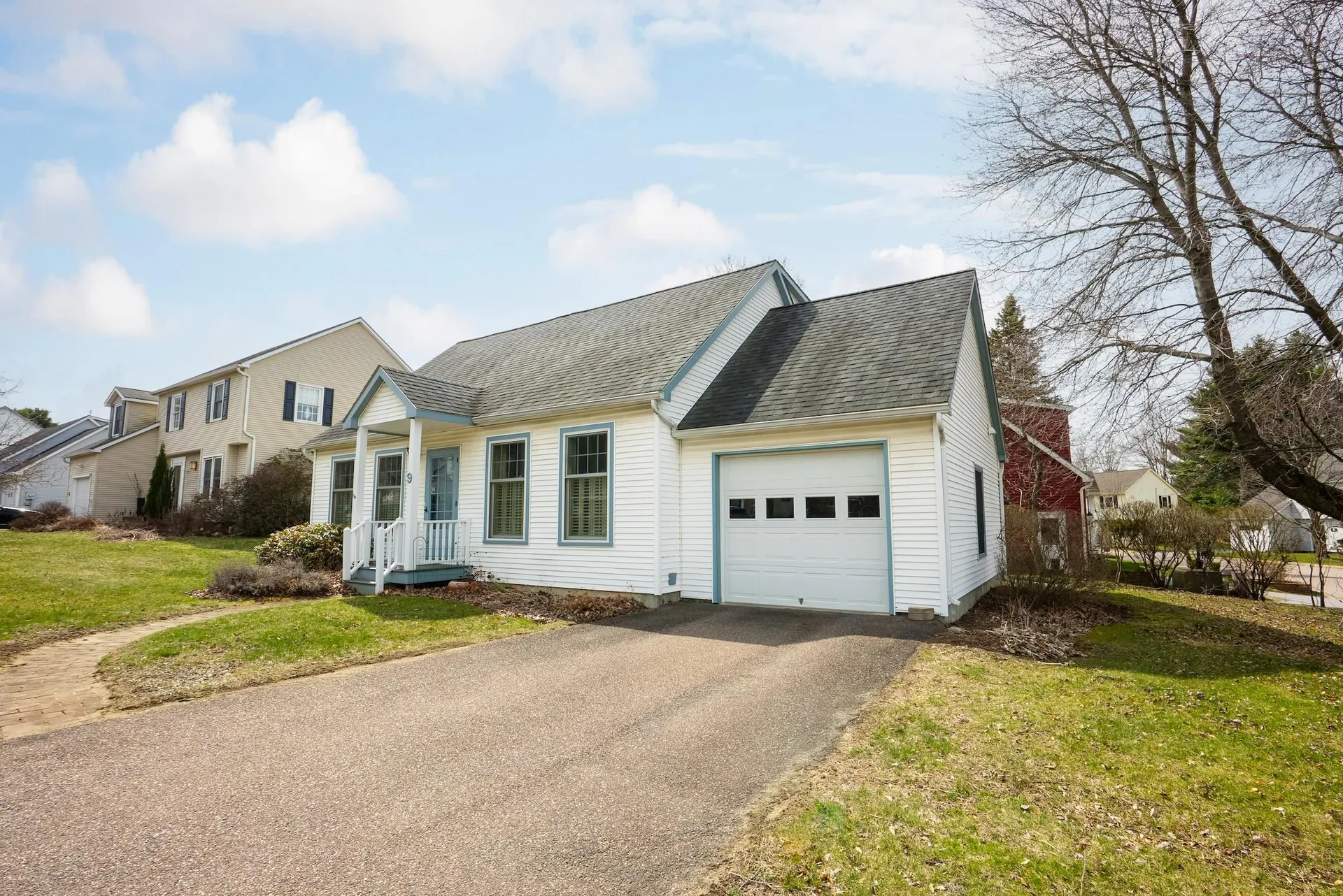 9 Dover Street South Burlington VT 05403