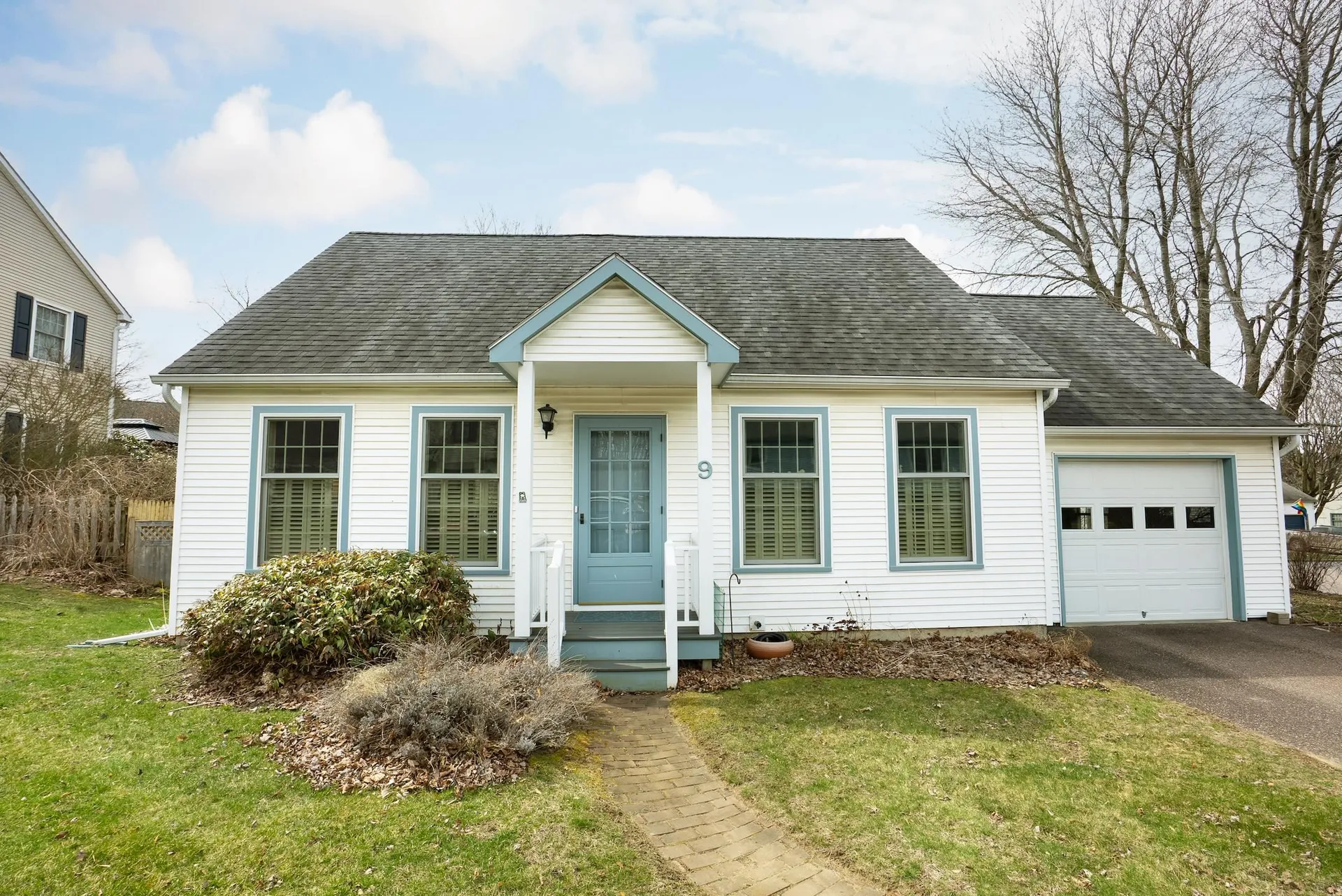 9 Dover Street South Burlington VT 05403