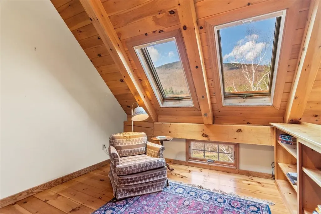214 South End Road Mount Tabor VT 05253
