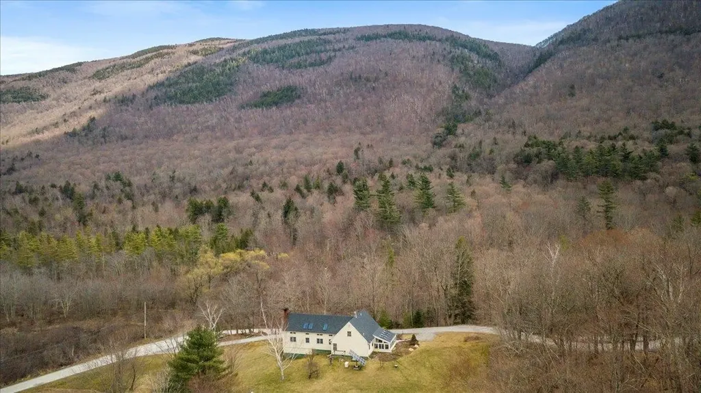 214 South End Road Mount Tabor VT 05253