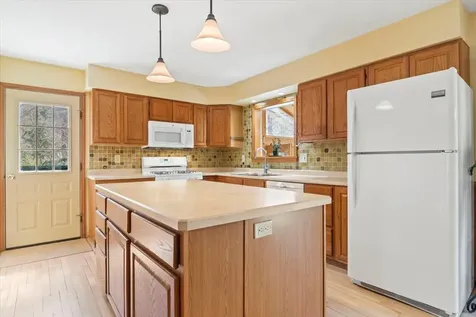 214 South End Road Mount Tabor VT 05253