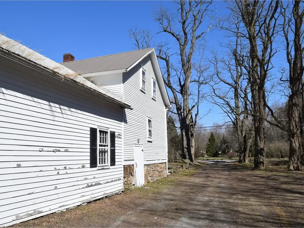 1419 Stonebridge Road Georgia VT 05468