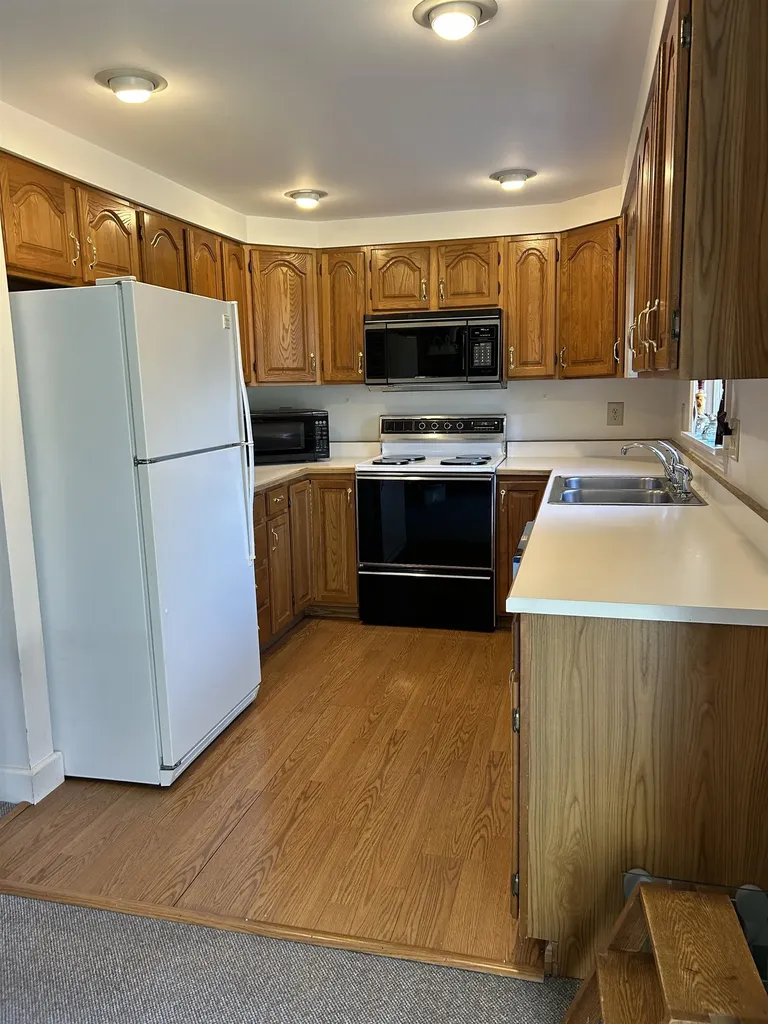 19 Fieldstone Way Hartford VT 05001