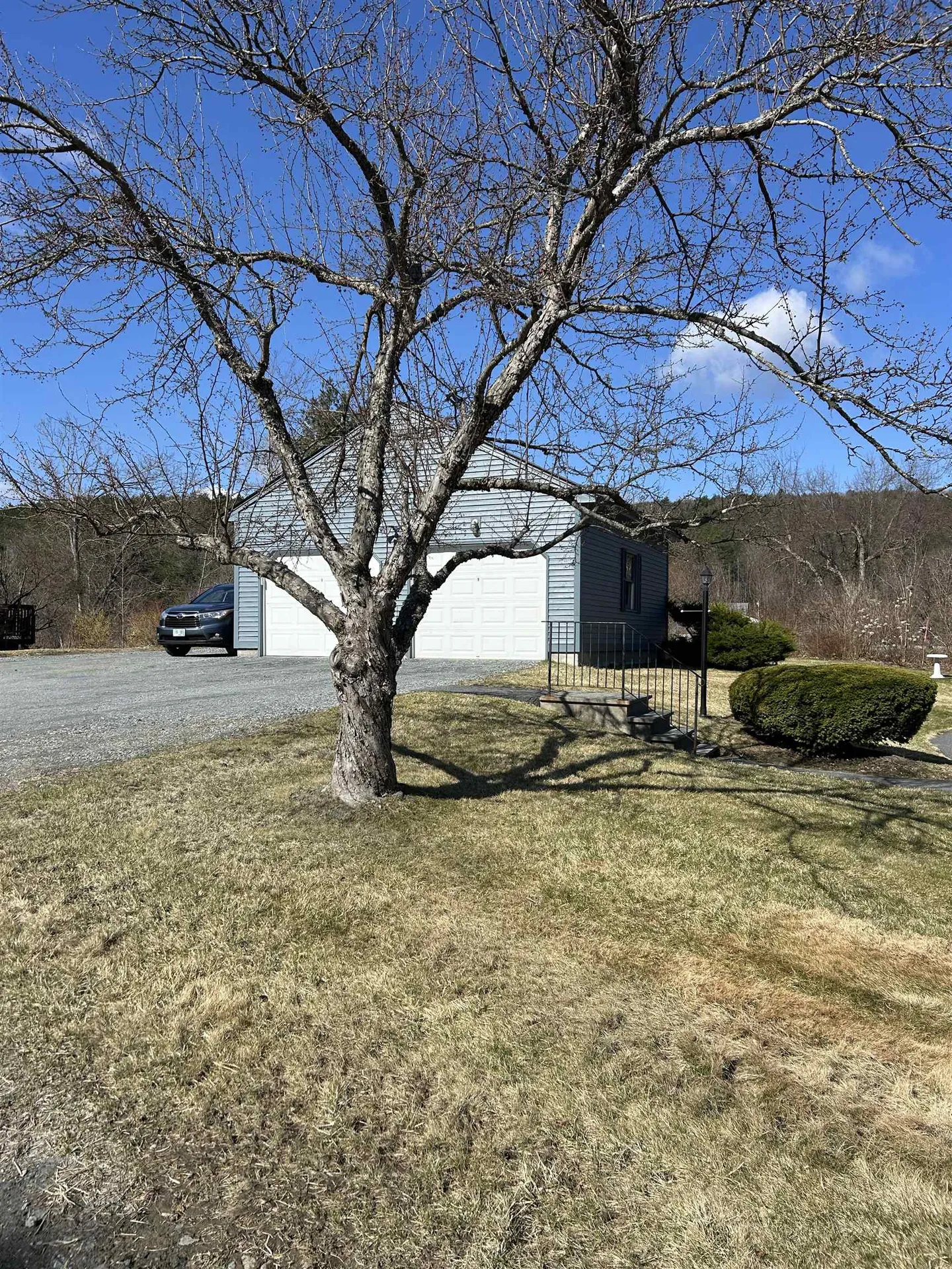 19 Fieldstone Way Hartford VT 05001