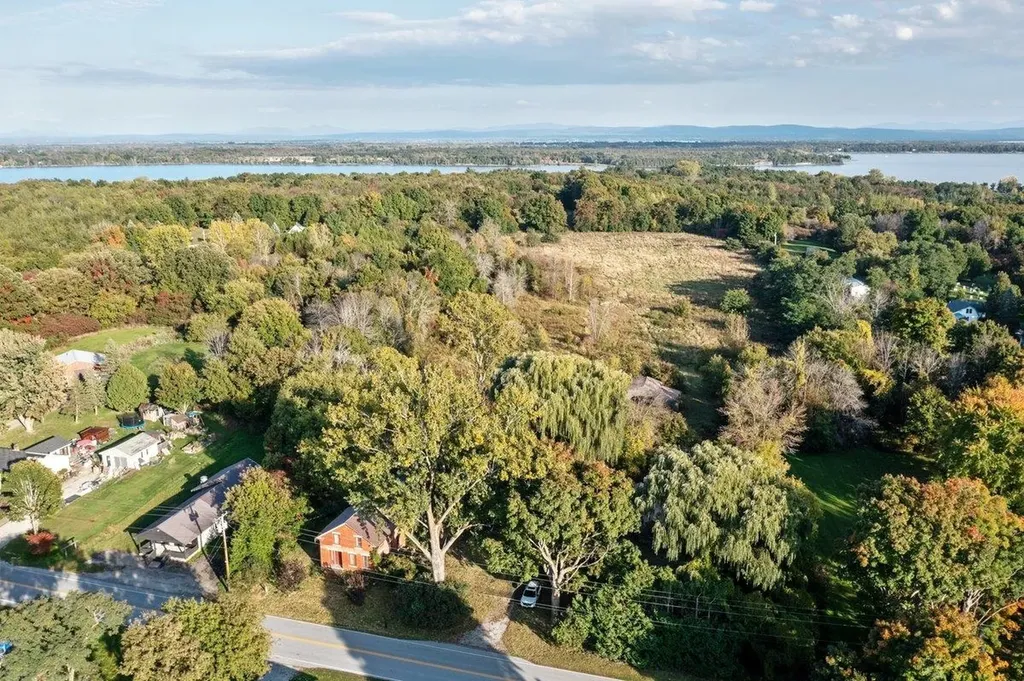 2107 Main Street Isle La Motte VT 05463