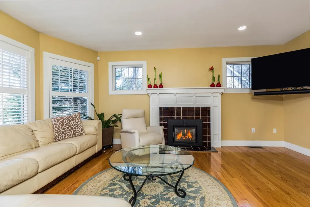 238 Willard Avenue Portsmouth NH 03801