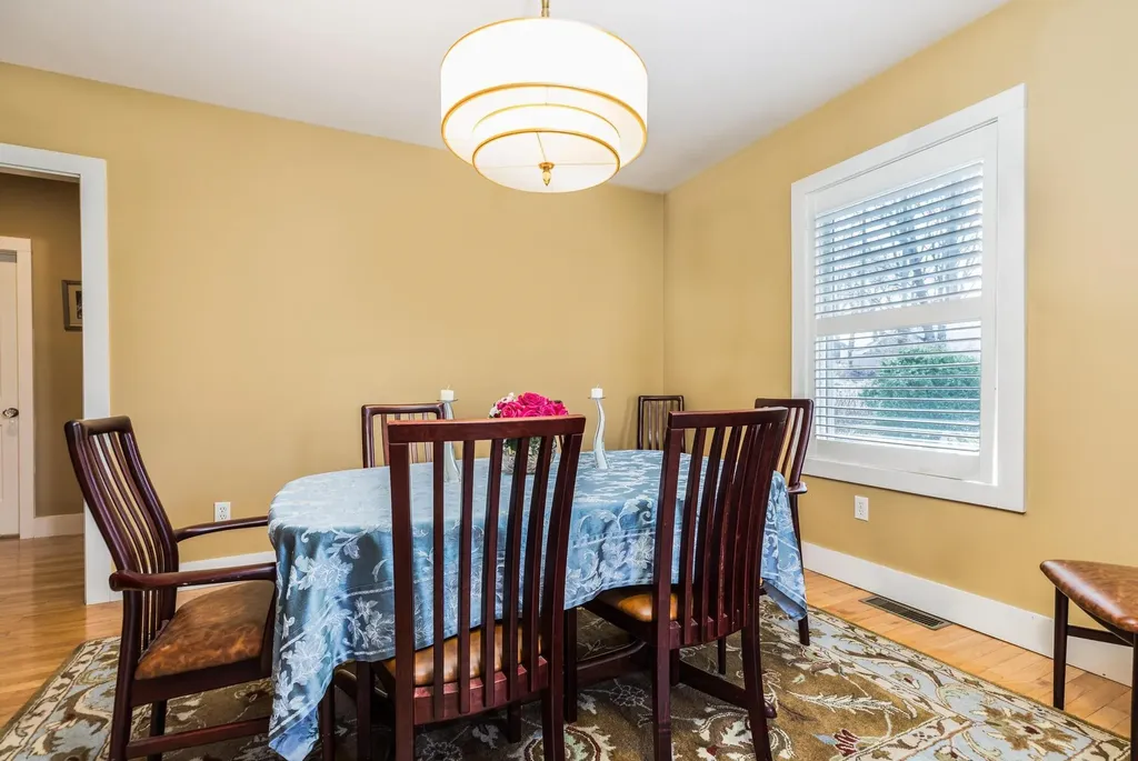 238 Willard Avenue Portsmouth NH 03801