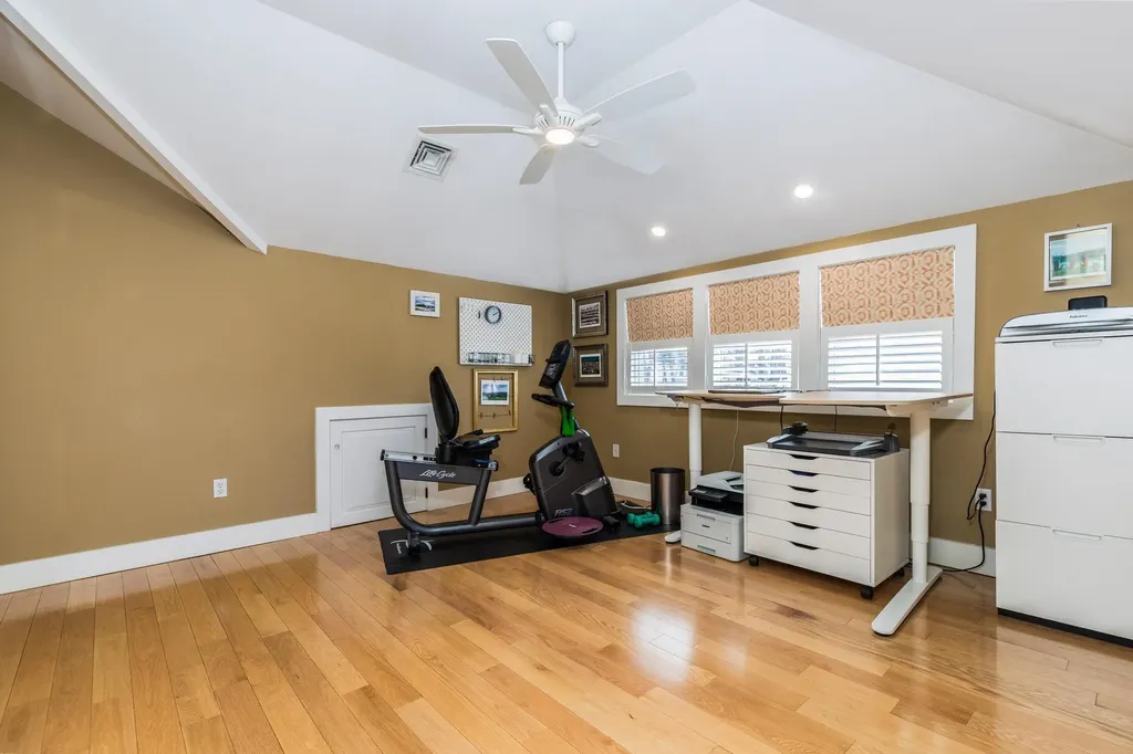 238 Willard Avenue Portsmouth NH 03801