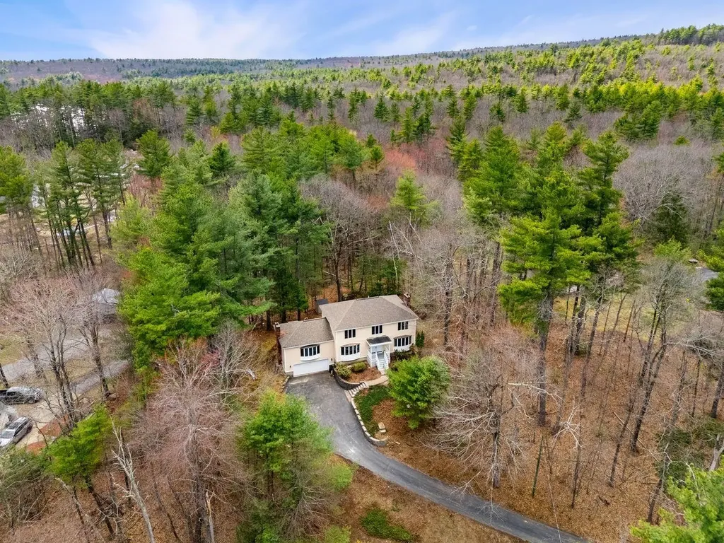 207 Hayden Road Hollis NH 03049