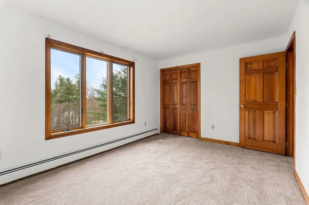 207 Hayden Road Hollis NH 03049