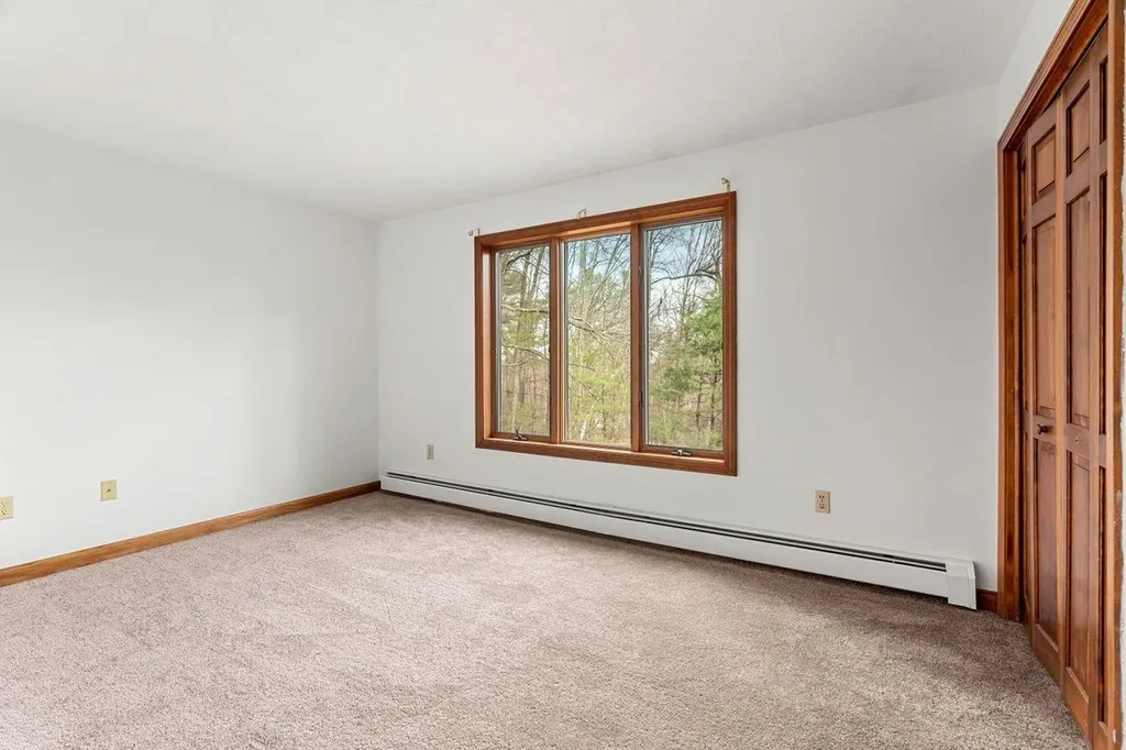 207 Hayden Road Hollis NH 03049