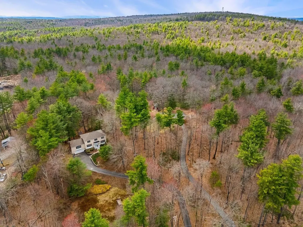 207 Hayden Road Hollis NH 03049