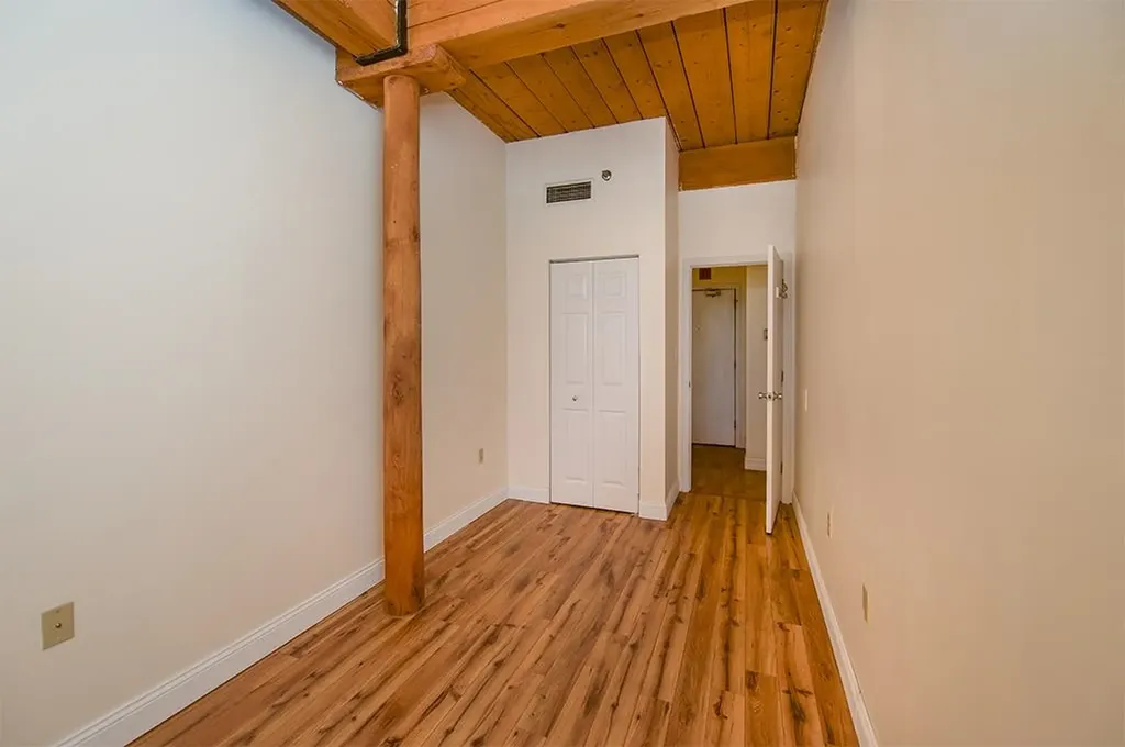 335 Cypress Street Manchester NH 03103