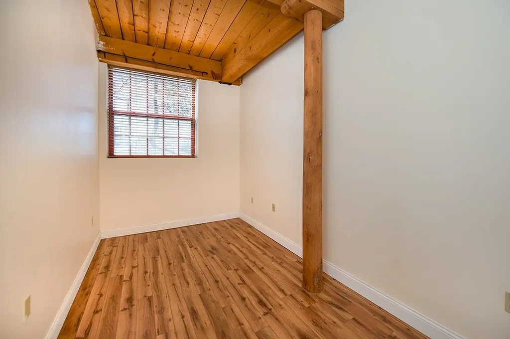 335 Cypress Street Manchester NH 03103