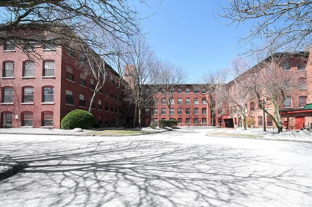 335 Cypress Street Manchester NH 03103