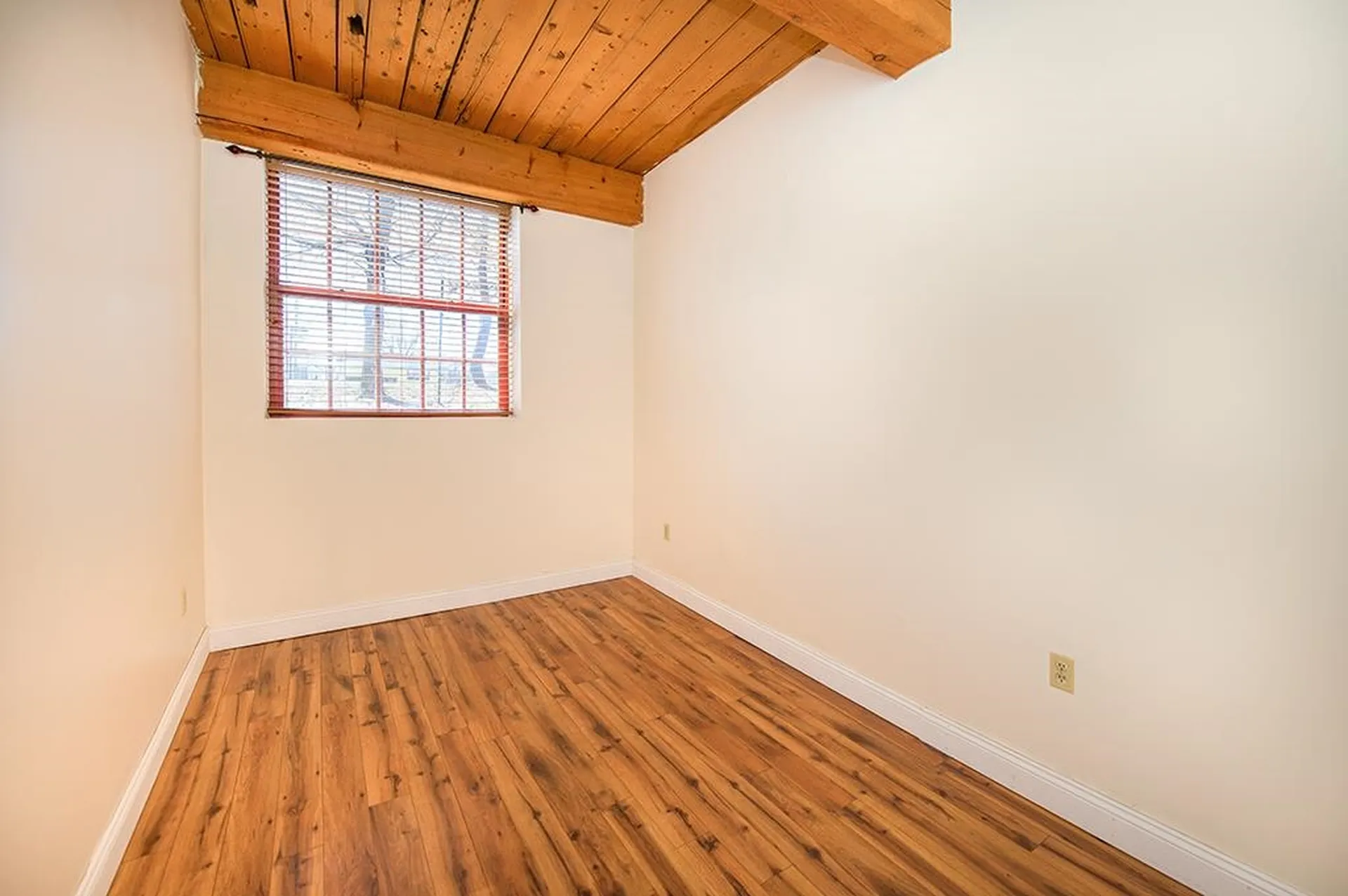 335 Cypress Street Manchester NH 03103