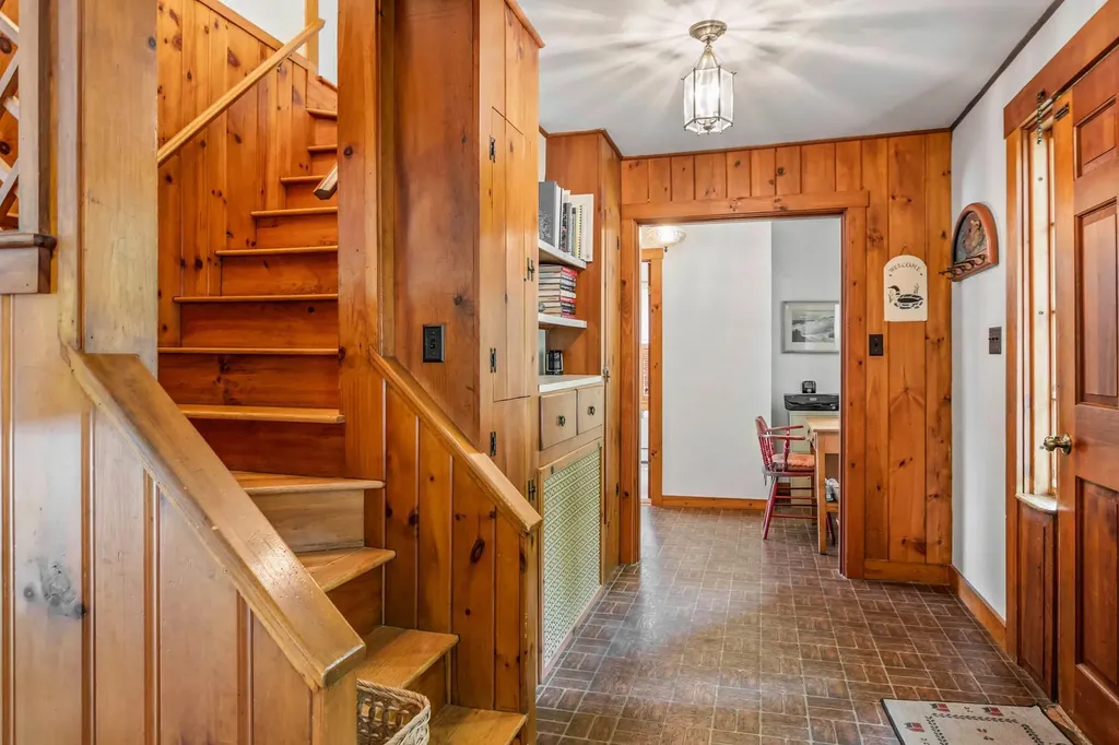 475 Bunker Road New London NH 03257