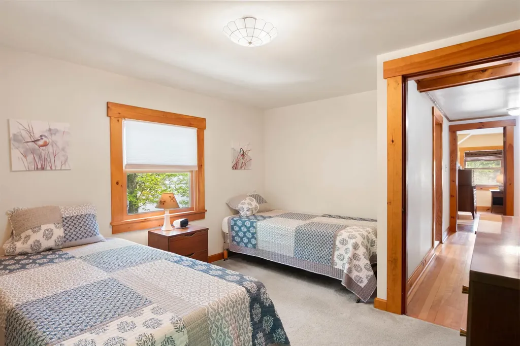 475 Bunker Road New London NH 03257