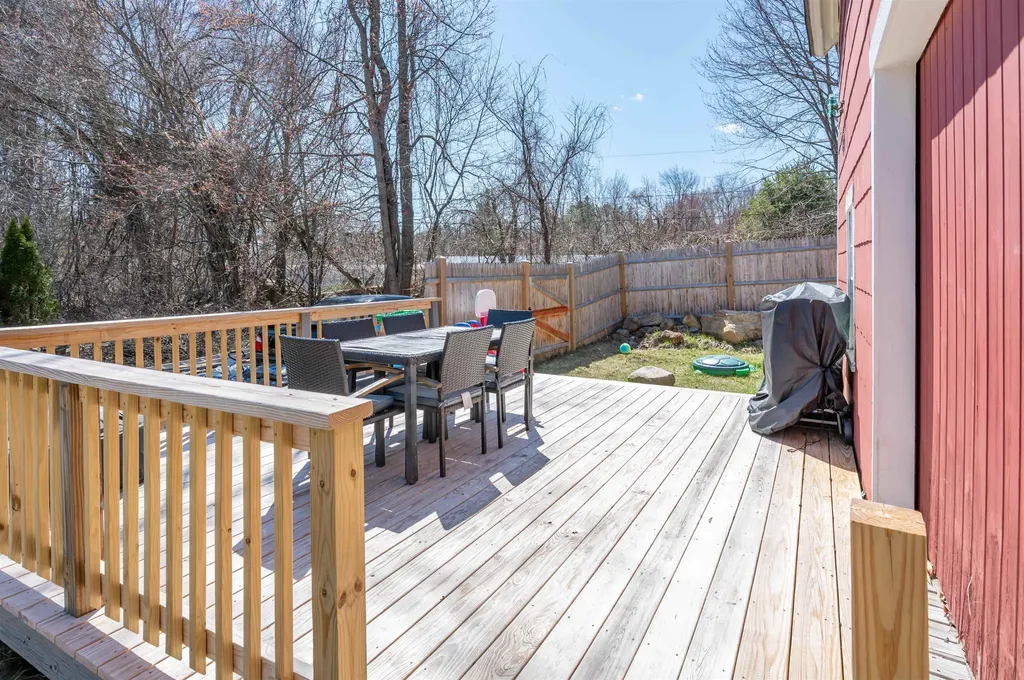 76 Chandler Street Boscawen NH 03303