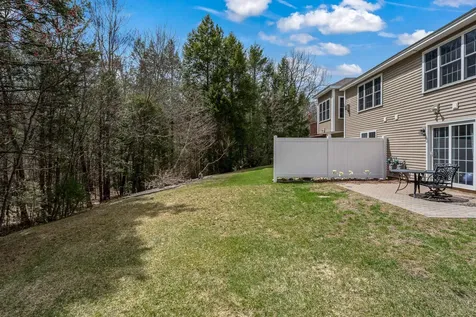 22 Buck Circle Danville NH 03819