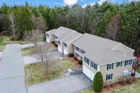 22 Buck Circle Danville NH 03819