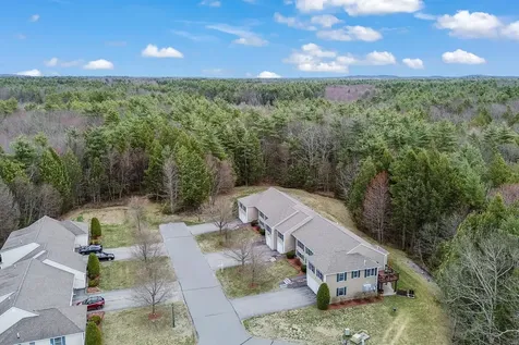 22 Buck Circle Danville NH 03819