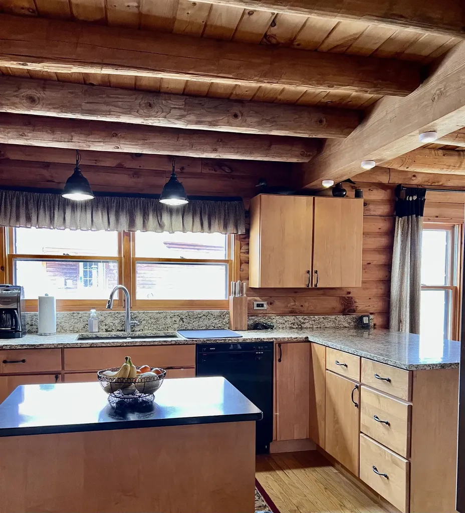 161 Old Post Road Bradford VT 05033