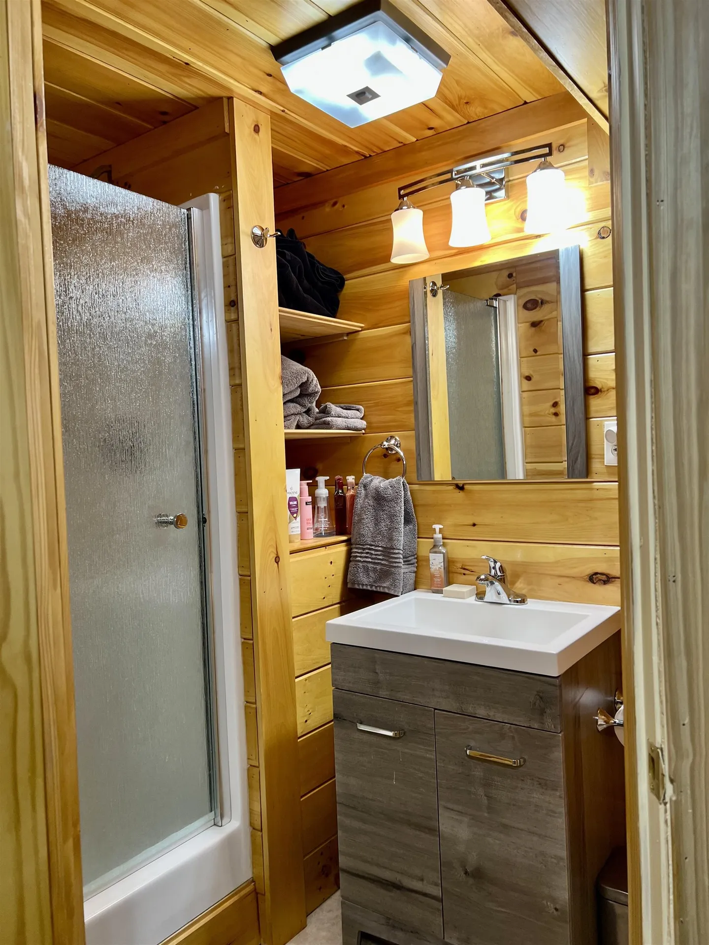 161 Old Post Road Bradford VT 05033