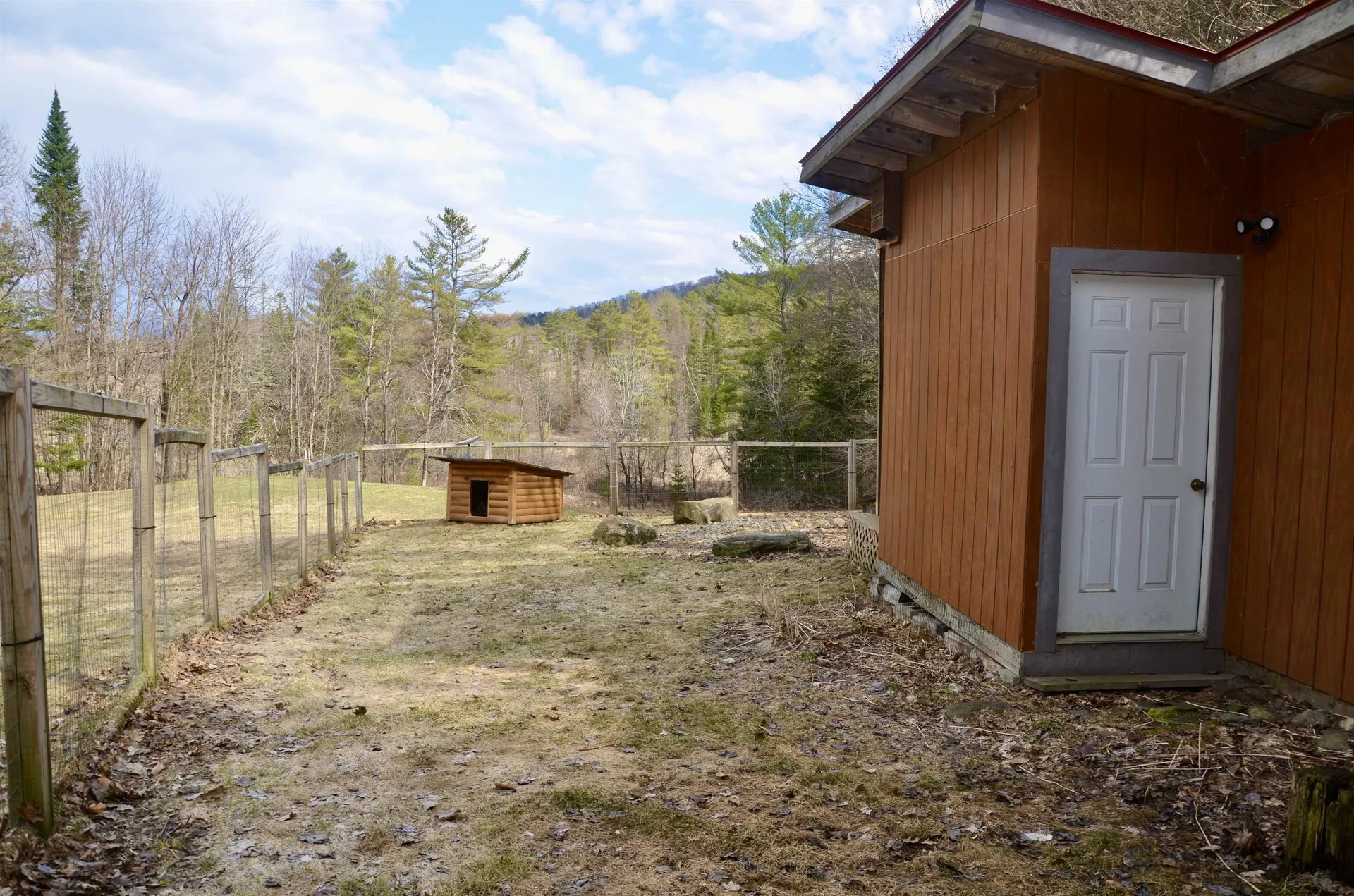 161 Old Post Road Bradford VT 05033