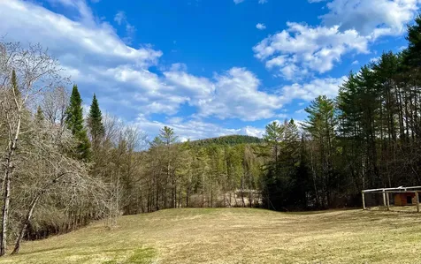 161 Old Post Road Bradford VT 05033