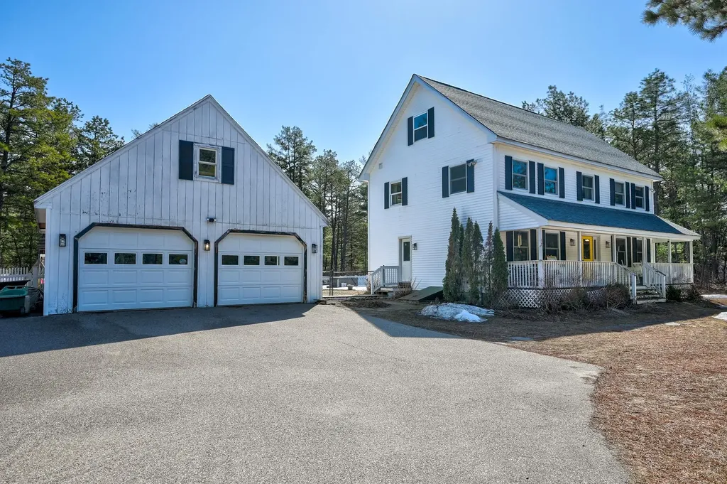 37 Walnut Loop Madison NH 03875