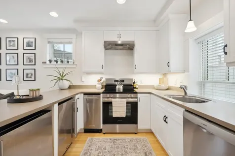 534 State Street Portsmouth NH 03801