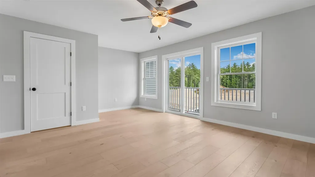 4 Tanager Circle Concord NH 03301