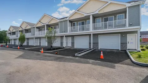 4 Tanager Circle Concord NH 03301