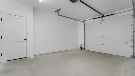 4 Tanager Circle Concord NH 03301