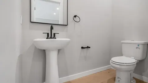 4 Tanager Circle Concord NH 03301