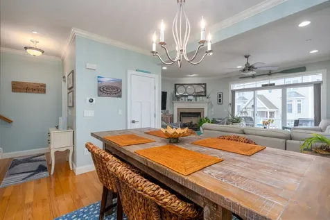 24 Harbor Road Hampton NH 03842